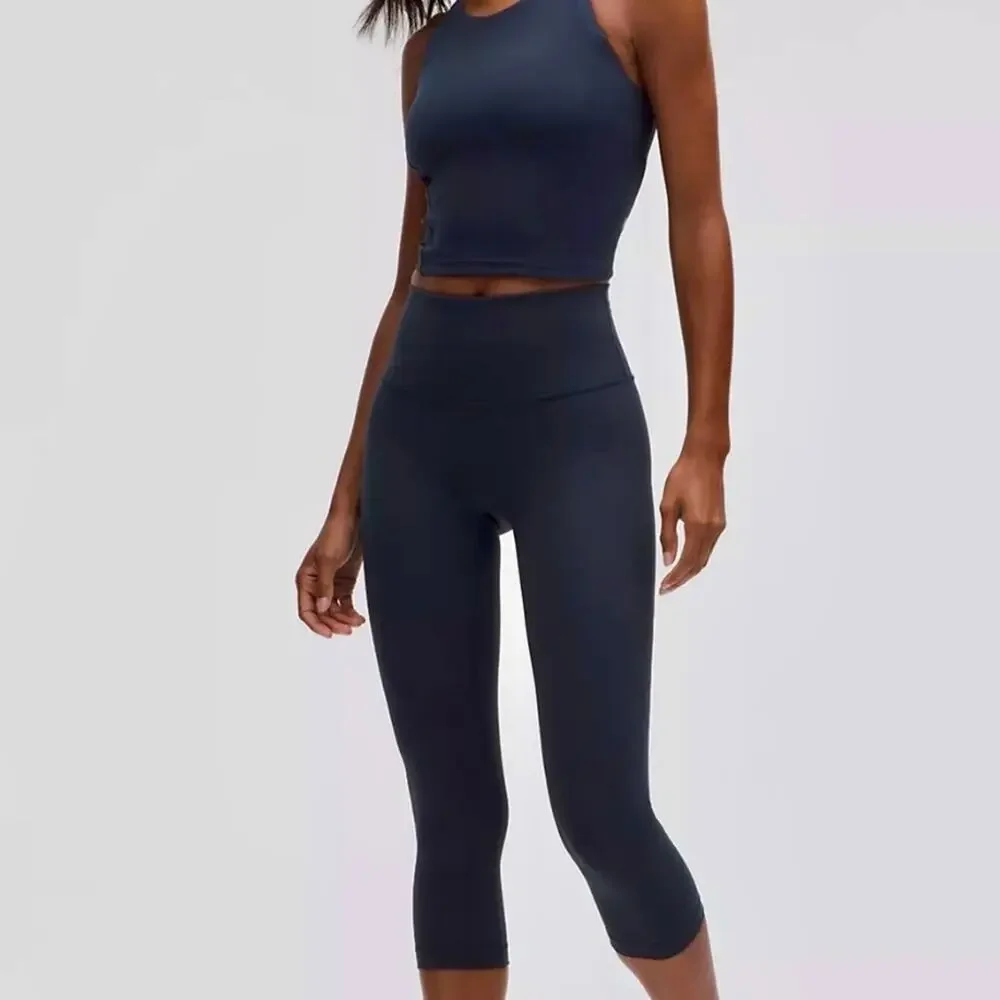 Lululemon Wunder Train super-hi rise cropped leggings in true navy size 6